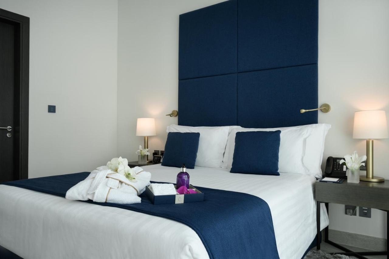 Centara West Bay & Residences