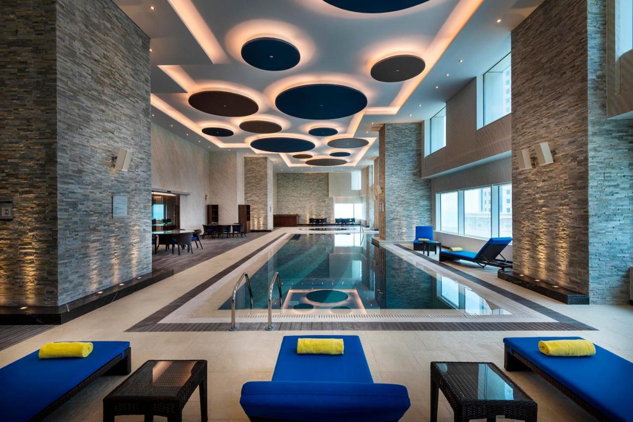 Centara West Bay & Residences Hotel